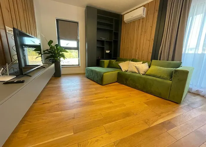 Upnorth Βουκουρέστι